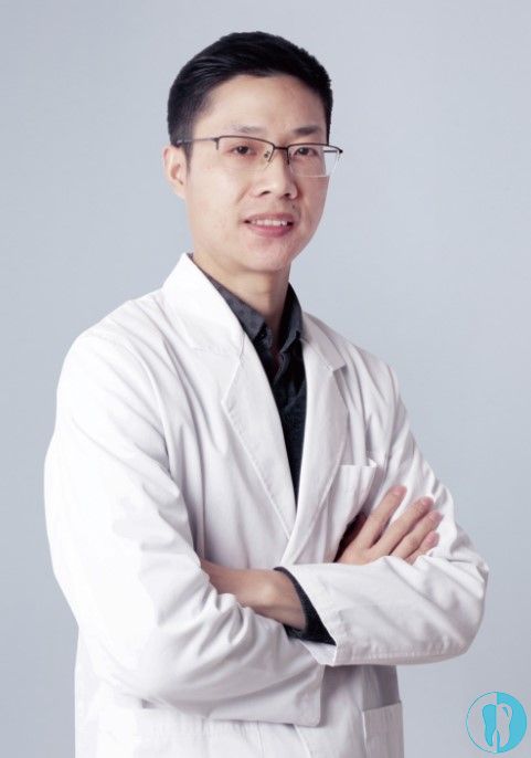 苏州美奥口腔门诊部陈剑飞