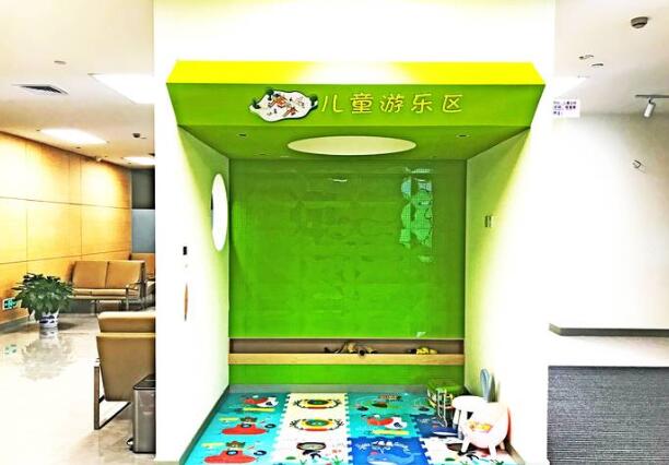儿童游乐区 儿童游乐区
